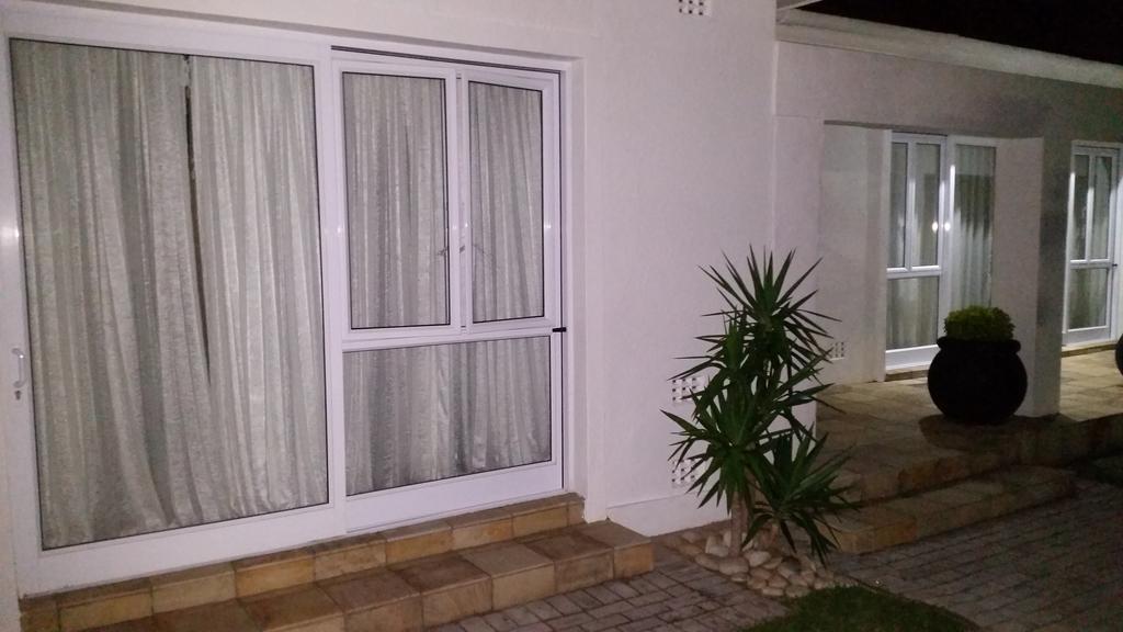 Ballina Ga-El Guesthouse Port Elizabeth Exterior photo